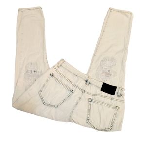 Acid washed straight leg stetchy skinny jeans by rue 21 size 30/32